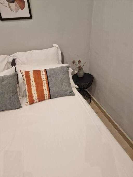 Isg Apartments Estudio En La Alameda Севилья Экстерьер фото